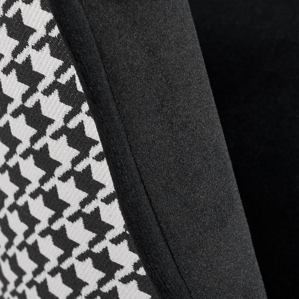 Стул Lion чёрный с жаккардом