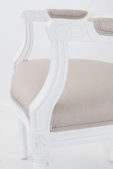 Мягкий стул с подлокотниками Diella Beige